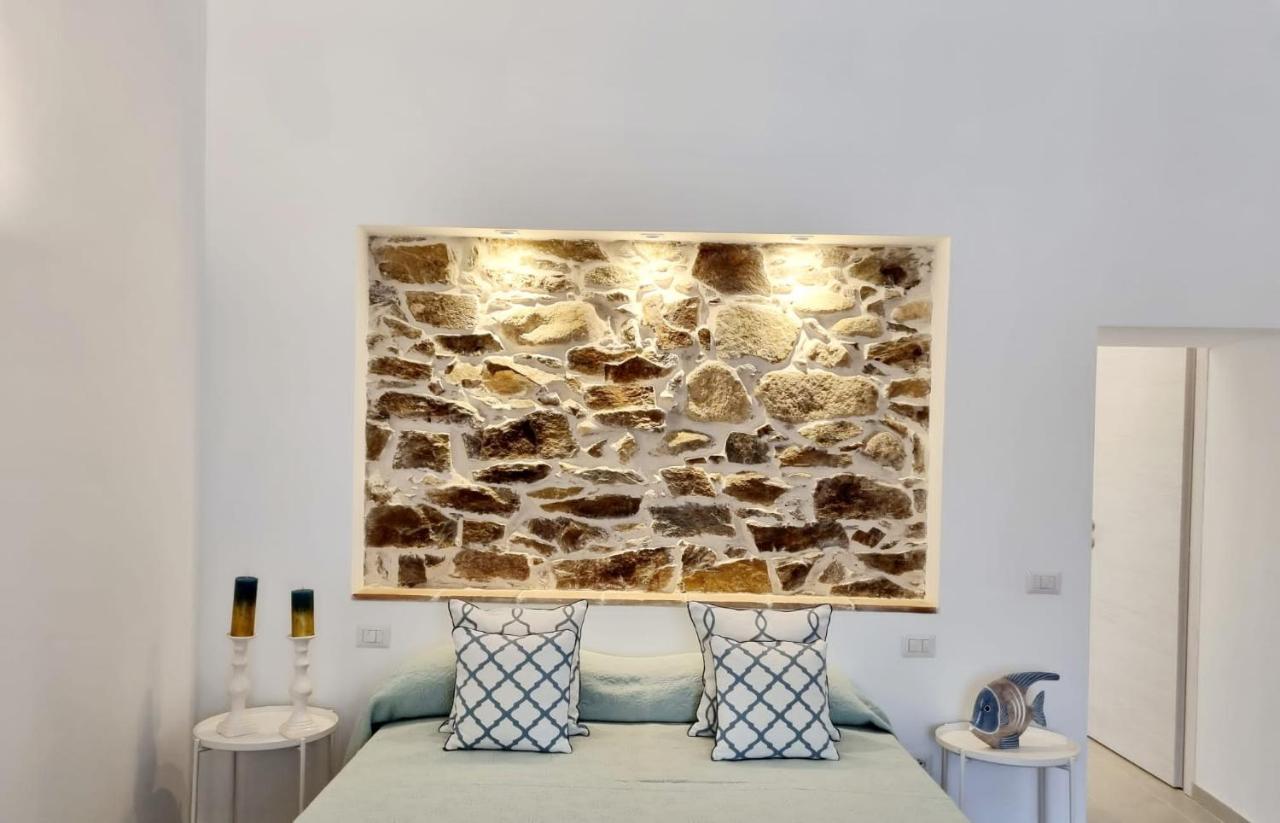 Stazzo San Teodoro La Quercia Piscina Condivisaアパートメント エクステリア 写真