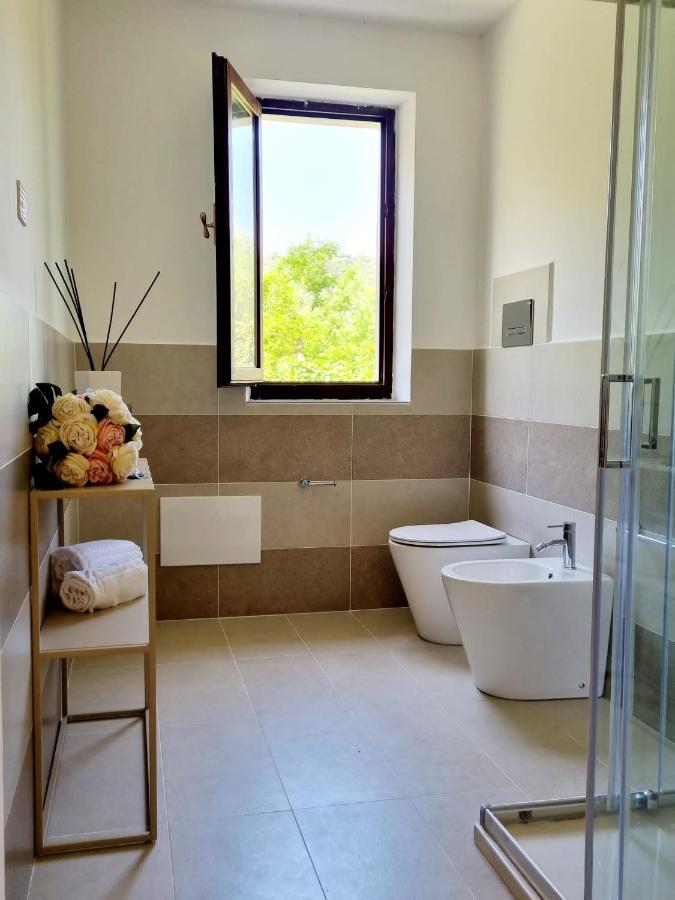 Stazzo San Teodoro La Quercia Piscina Condivisaアパートメント エクステリア 写真